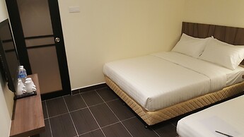 9 Square Hotel - Sri Kembangan