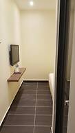 9 Square Hotel - Sri Kembangan