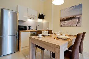 Grand Apartments