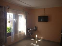 Sunset Junction Lodges & Tours