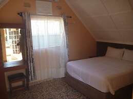 Sunset Junction Lodges & Tours