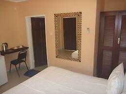 Sunset Junction Lodges & Tours