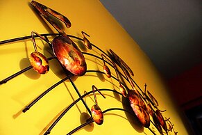 3D Sunflower Embossed B&B