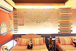 3D Sunflower Embossed B&B