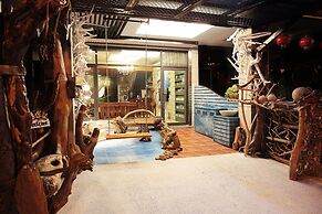 3D Sunflower Embossed B&B