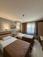 Gold Hotel