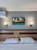 Gold Hotel