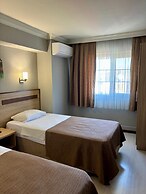 Gold Hotel