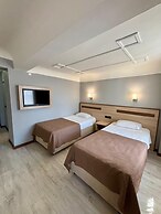 Gold Hotel