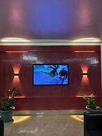 Gold Hotel