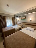 Gold Hotel