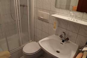 Pension & Cafè Waldschenke