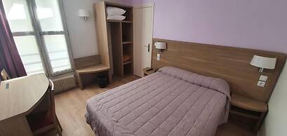 Hôtel des Pyrénées - Nation