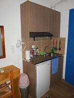 Studios Apartments Kapetanios