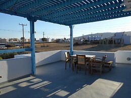 Studios Apartments Kapetanios