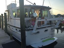 Classic Yacht Rentals at FloraBama