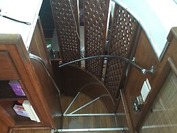 Classic Yacht Rentals at FloraBama