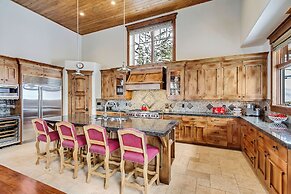 Stein Eriksen Residences