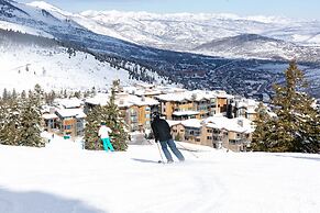 Stein Eriksen Residences