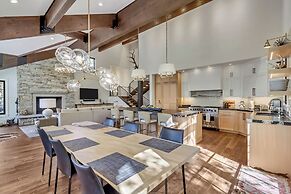 Stein Eriksen Residences