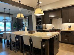 Stein Eriksen Residences