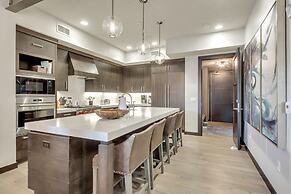 Stein Eriksen Residences