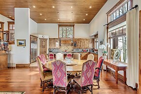 Stein Eriksen Residences