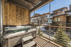 Stein Eriksen Residences