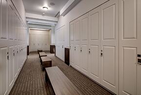 Stein Eriksen Residences