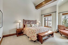 Stein Eriksen Residences