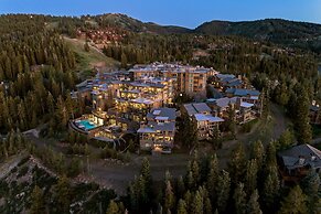 Stein Eriksen Residences