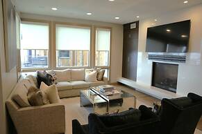 Stein Eriksen Residences