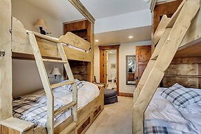 Stein Eriksen Residences