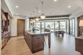 Stein Eriksen Residences