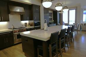 Stein Eriksen Residences