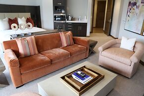 Stein Eriksen Residences