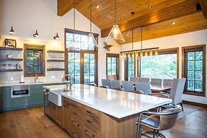 Stein Eriksen Residences