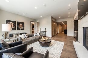 Stein Eriksen Residences