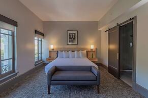 The Waters Hot Springs, Tapestry Collection by Hilton