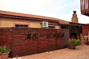 Me Casa Guest House