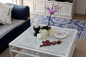 Acacia Crescent Seaview Manor