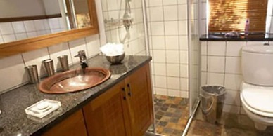 Paradise Cove Country House