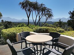 Paradise Cove Country House