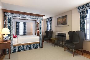 Colonial Houses, an Official Colonial Williamsburg Hotel