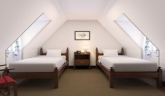 Colonial Houses, an Official Colonial Williamsburg Hotel