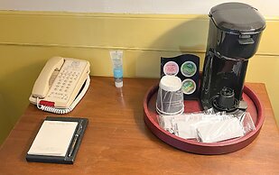 Colonial Houses, an Official Colonial Williamsburg Hotel