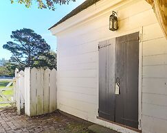 Colonial Houses, an Official Colonial Williamsburg Hotel