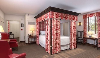 Colonial Houses, an Official Colonial Williamsburg Hotel