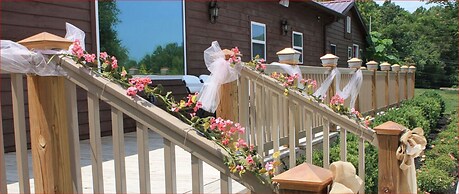 Pipestem Spa Event Center and Mountain Chalets