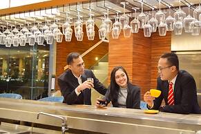 Ashley Wahid Hasyim Jakarta